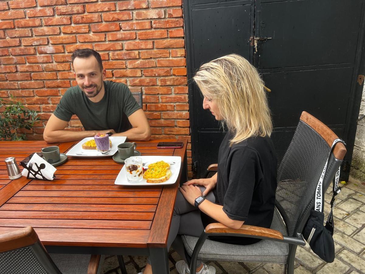 Condesa Nocleg ze śniadaniem